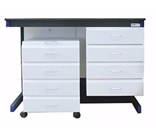 Стол регулируемый по высоте