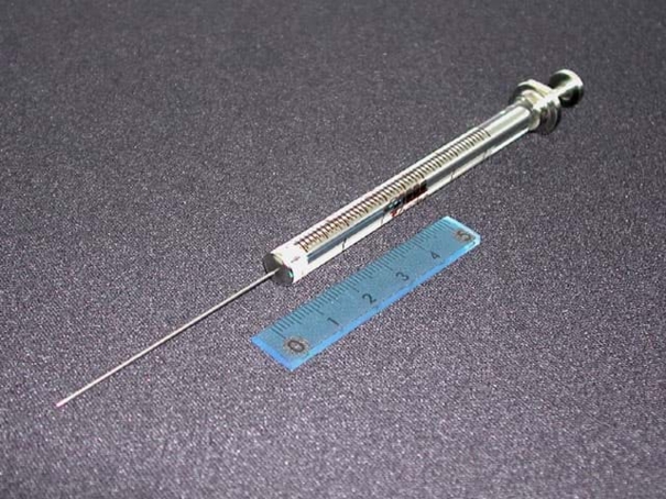 Шприц 500F-LC; 500 мкл; игла фиксированная; 22G; длина иглы 51 мм; конический наконечник