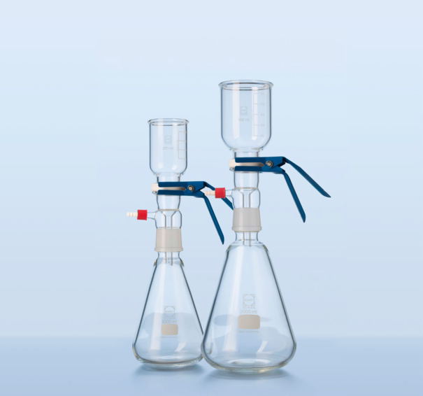 Фильтрующий аппарат