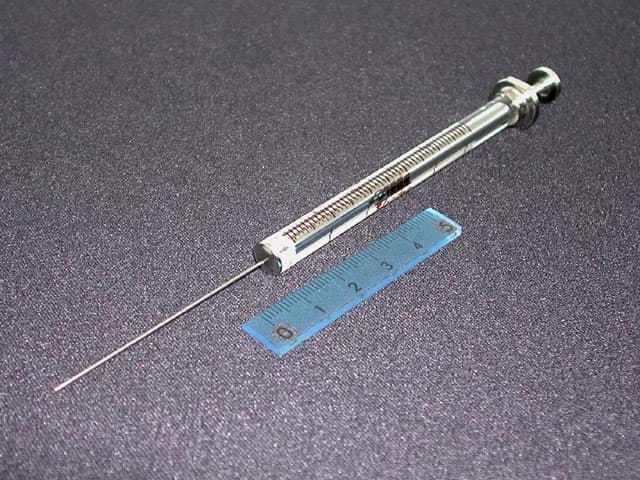 Шприц 500F-LC; 500 мкл; игла фиксированная; 22G; длина иглы 51 мм; конический наконечник