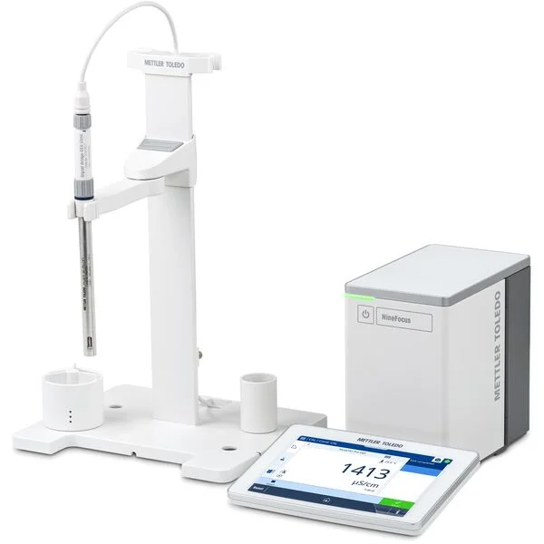 Кондуктометр METTLER TOLEDO NineFocus NF3000, настольный, набор для чистой воды
