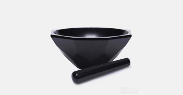 Ступка агатовая, с пестиком, 85 мм, стандартная форма, черная