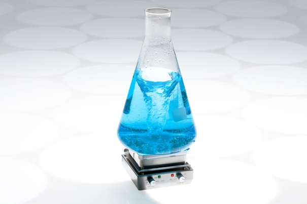 Мешалка 2 mag с нагревом и многоместным нагревателем hotMIX 1