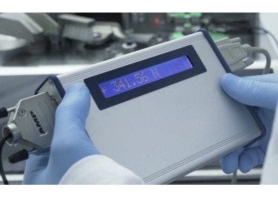 Эффективная калибровка тестера прочности таблеток с помощью динамического квалификационного устройства DQD™